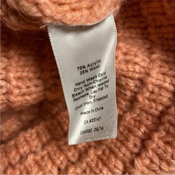 TALBOTS Chunky Cowl Neck Wool Blend Sweater Peach Sz Petite - Picture 5 of 5